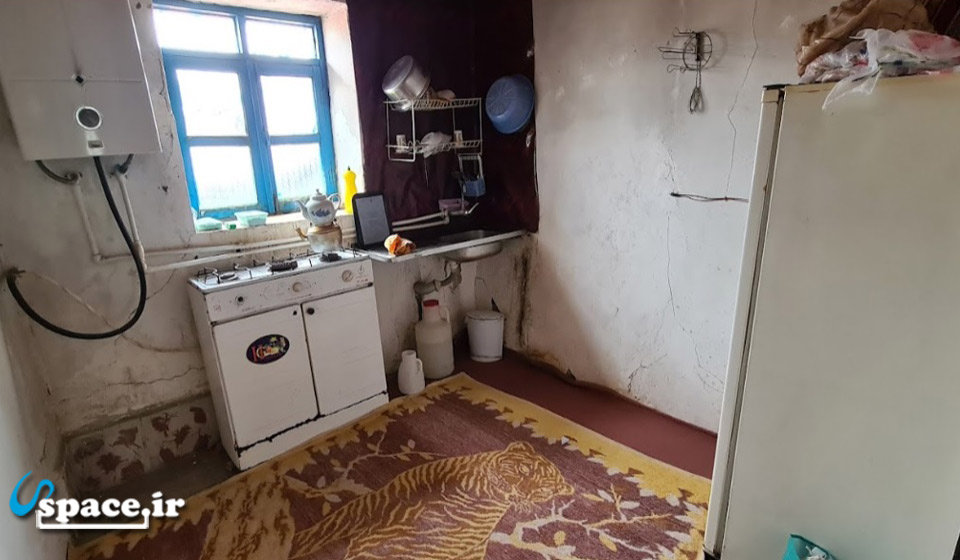 آشپزخانه اقامتگاه بوم گردی اوماسلان - گرمی - روستای اوماسلان علیا